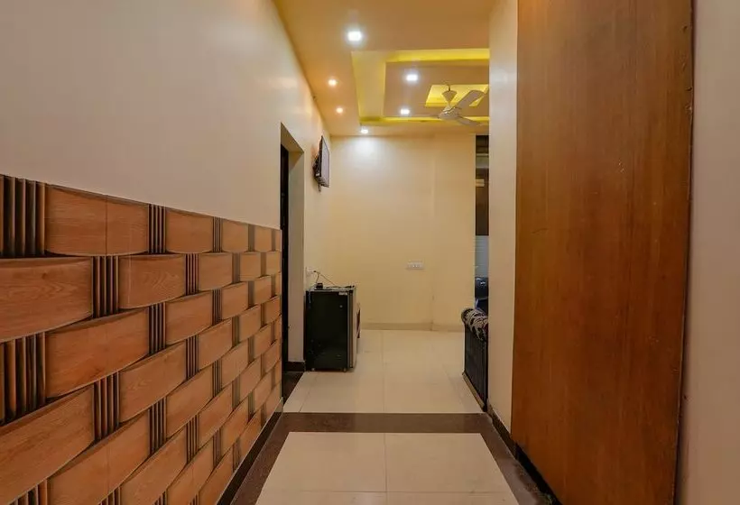 هتل Fabexpress Shree Galaxy