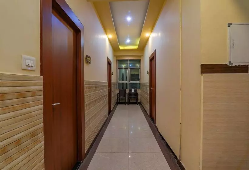 هتل Fabexpress Shree Galaxy