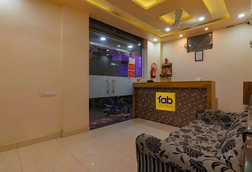 هتل Fabexpress Shree Galaxy