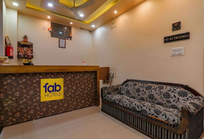 هتل Fabexpress Shree Galaxy