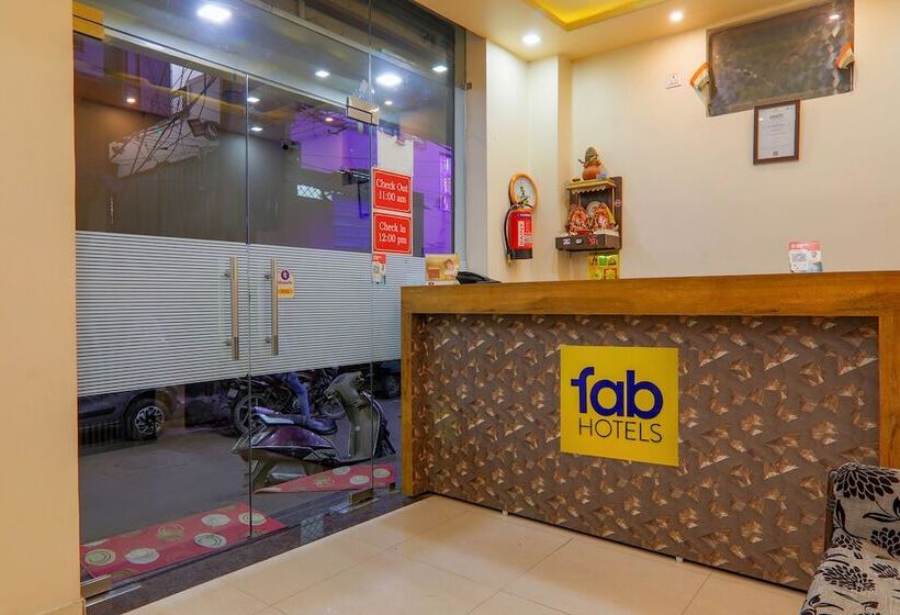 هتل Fabexpress Shree Galaxy