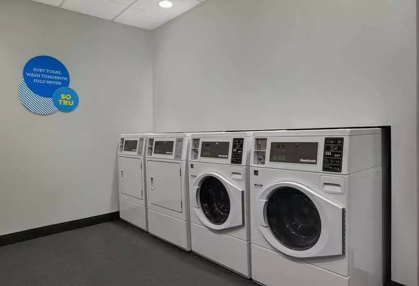ホテル Tru By Hilton Milwaukee Downtown, Wi