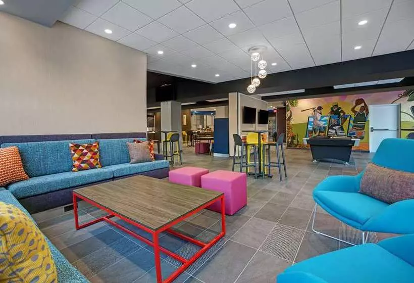 ホテル Tru By Hilton Milwaukee Downtown, Wi
