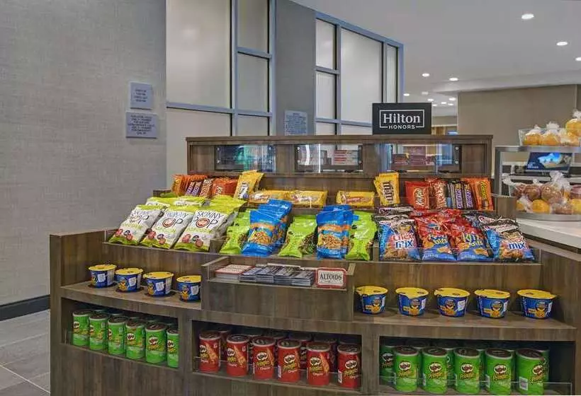 ホテル Tru By Hilton Milwaukee Downtown, Wi