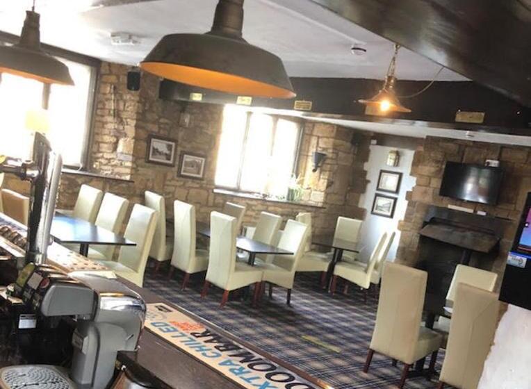 ユースホステル The Fleur De Lis