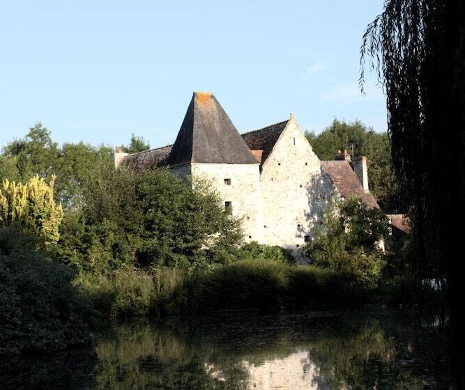 مبيت وإفطار Ferme Château De Cordey & Spa