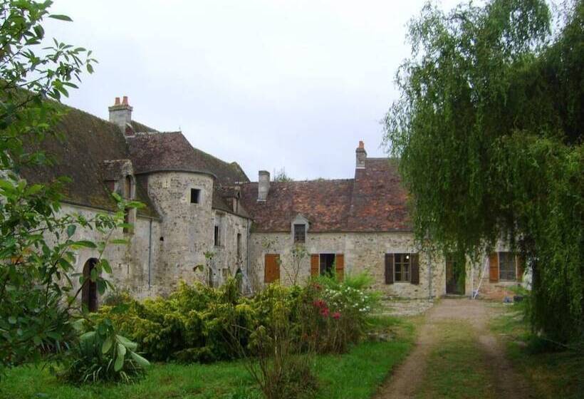 مبيت وإفطار Ferme Château De Cordey & Spa