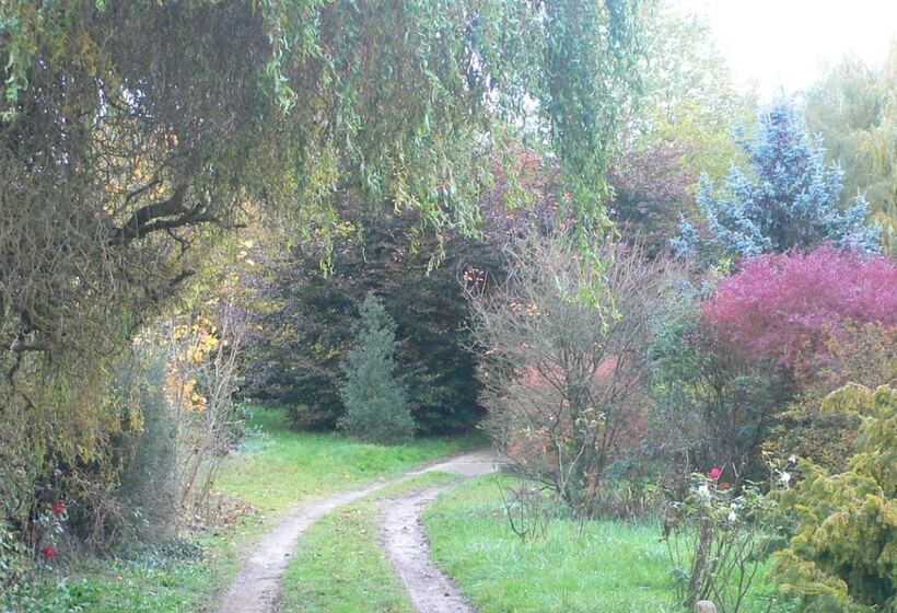 مبيت وإفطار Ferme Château De Cordey & Spa