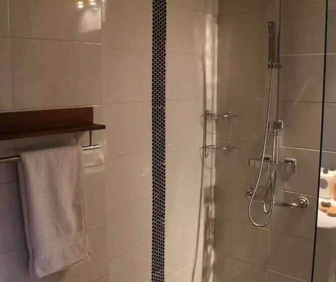 ベッドアンドブレックファースト Ferme Château De Cordey & Spa