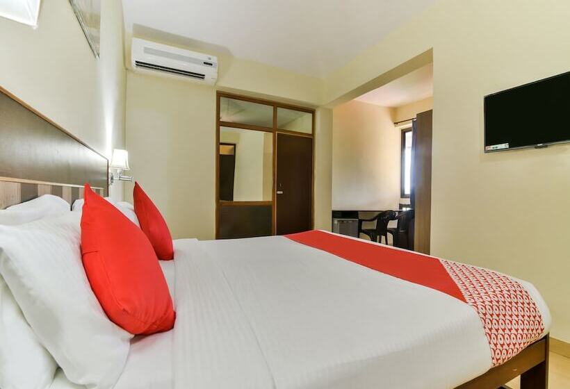 ホテル Alagoa Resort By Oyo Rooms