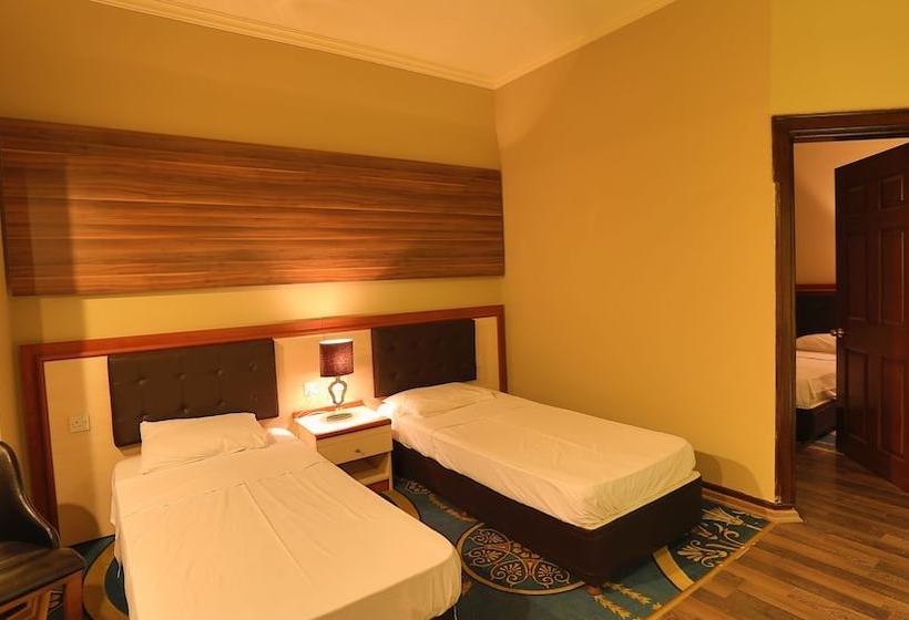 فندق Bogaz Beach