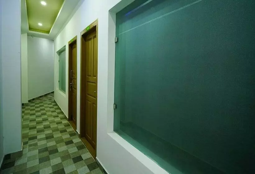 Hotel Lime Light Resort Munnar
