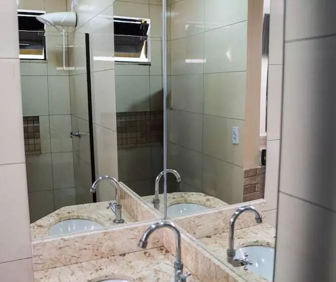 ホテル Nixon Próximo, Rodoviária, Prefeitura E A Matriz Central