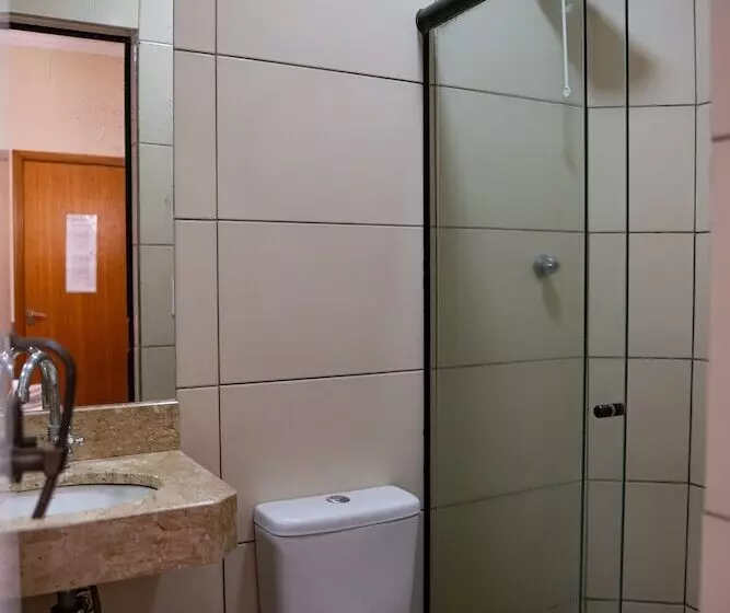 ホテル Nixon Próximo, Rodoviária, Prefeitura E A Matriz Central