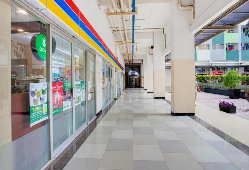 Hotel Oyo 3998 By Blessing Sentra Timur