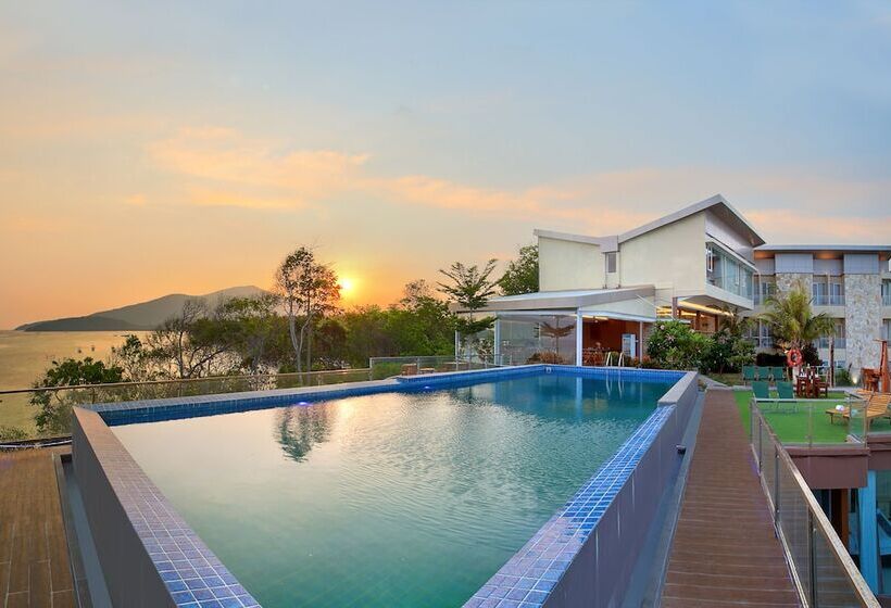 فندق Royal Ocean Resort Karimunjawa