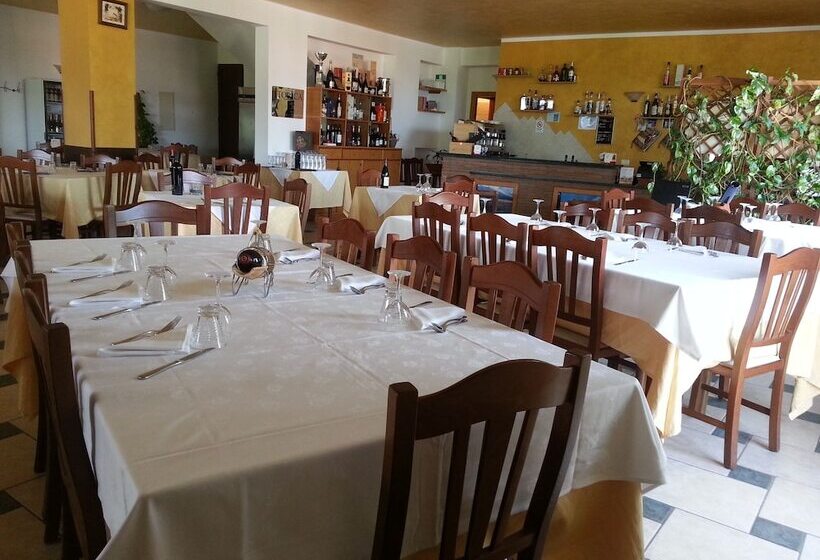 פנסיון Casa Albergo Tiroasegno