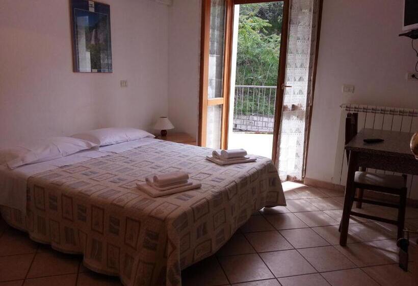 פנסיון Casa Albergo Tiroasegno