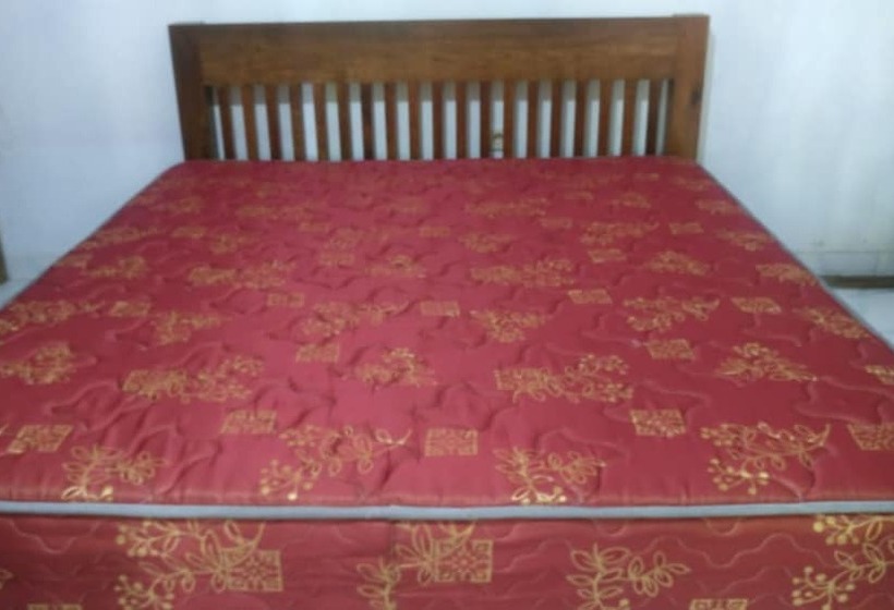 הוסטל Dista Homestay