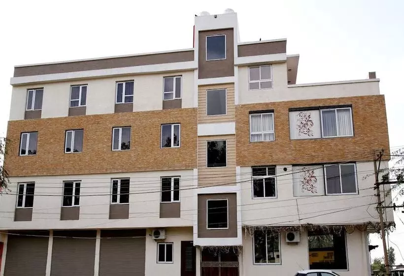 Hotelli Khatana Palace