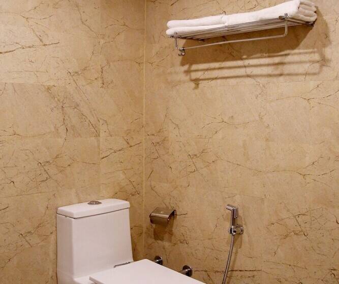 Отель Khatana Palace