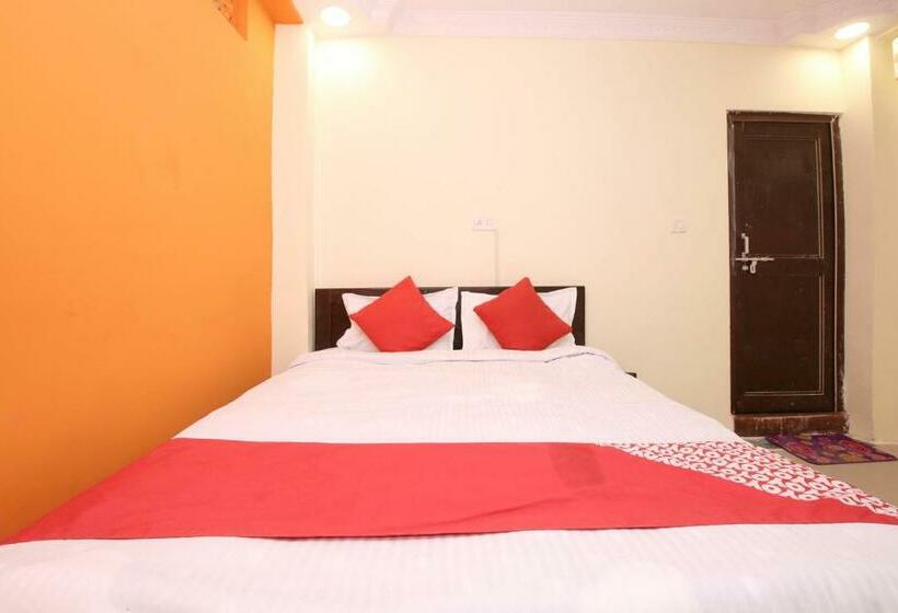 هتل Oyo 46319  Vn Residency