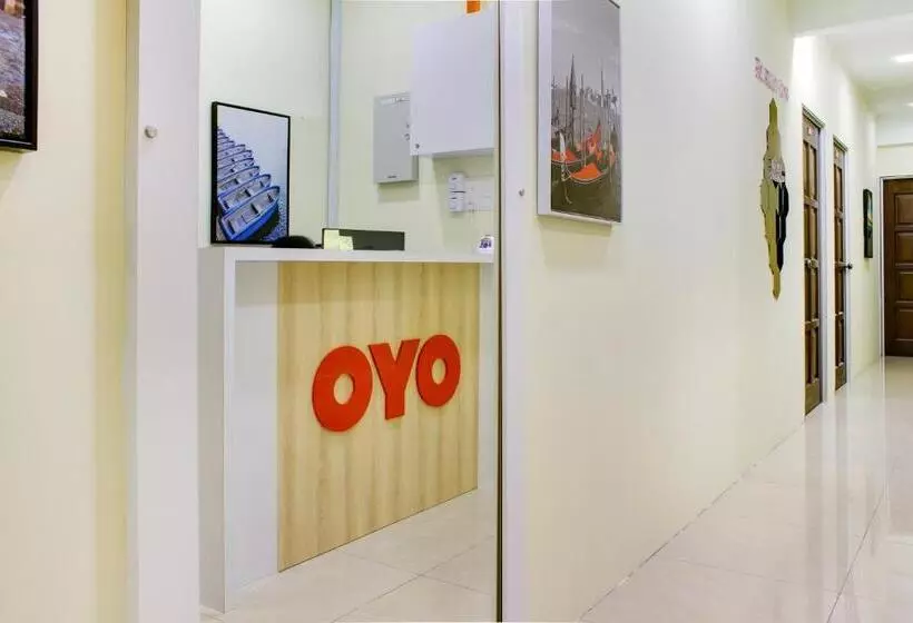 Hotelli Oyo 90090 Roselyn Inn 2