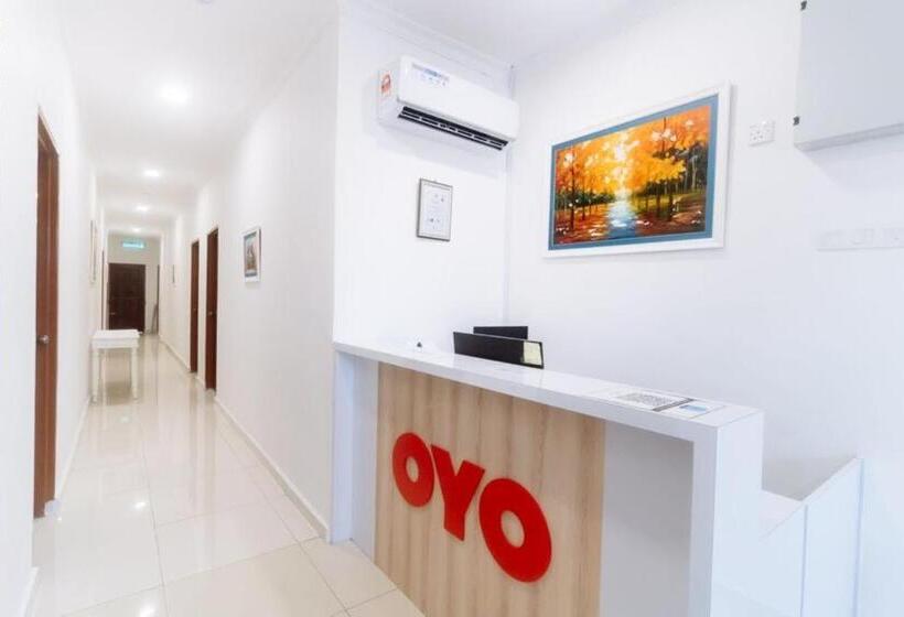 Hotell Oyo 90090 Roselyn Inn 2