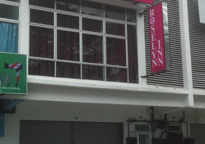 Hotell Oyo 90090 Roselyn Inn 2