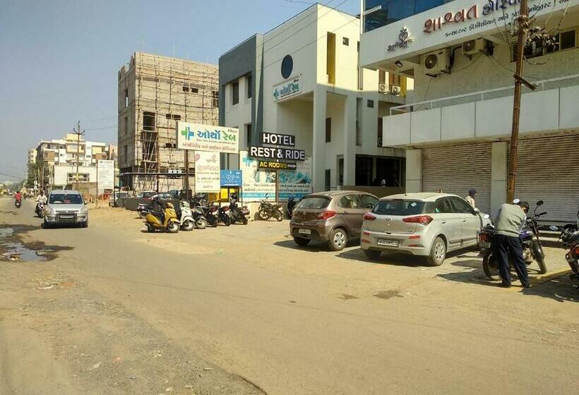 בית מלון כפרי Restandride