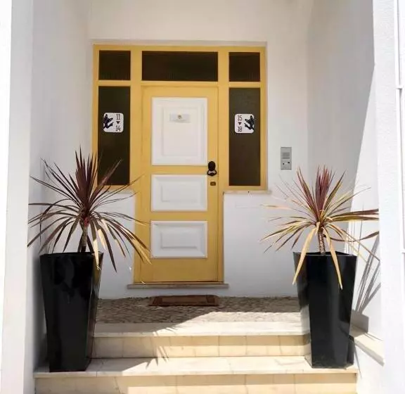 The Bulldog Inn   Duna Parque Resorts & Hotels