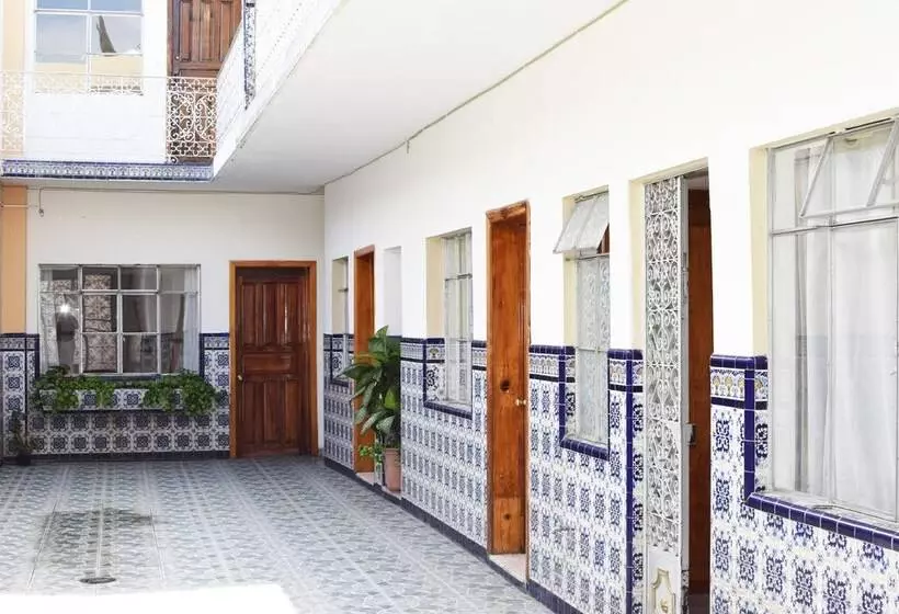 تختخواب و صبحانه Casa Del Centro