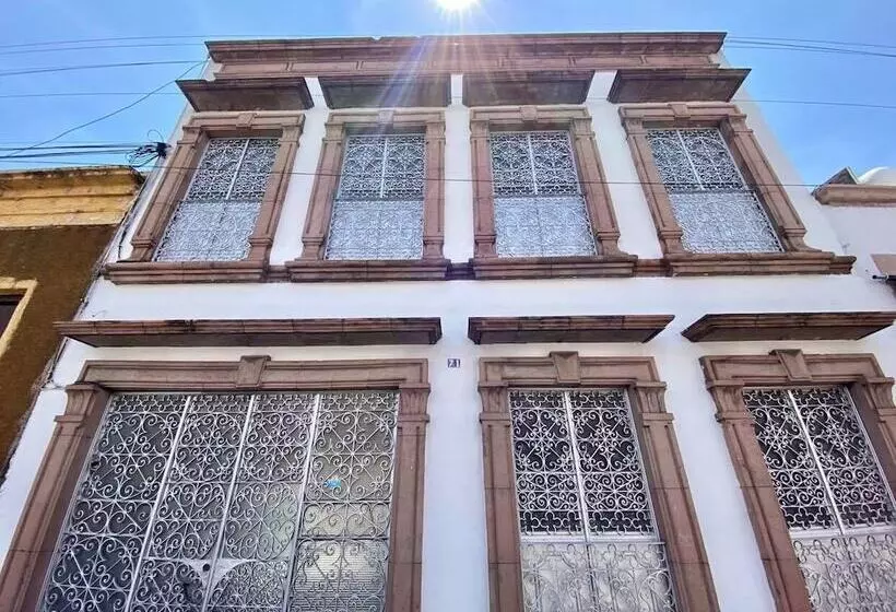 تختخواب و صبحانه Casa Del Centro