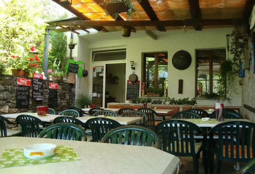 Aamiaismajoitus (B&B) Grotto Bellavista