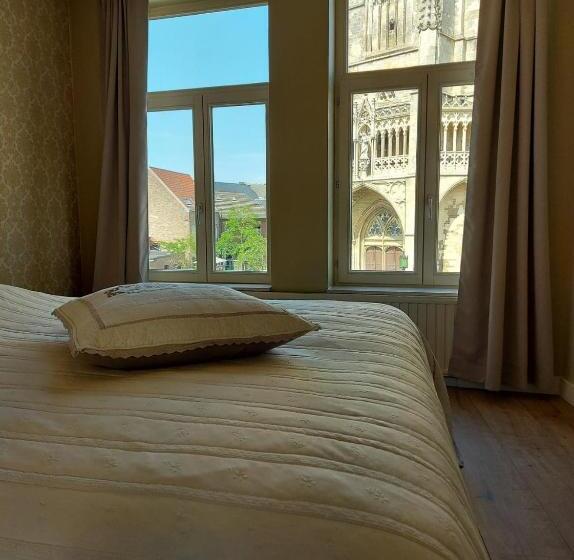 تختخواب و صبحانه Logies Mario