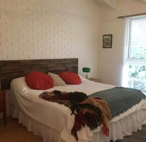 Eumundi Guesthouse And B&b