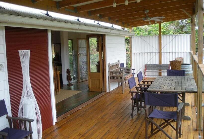 Eumundi Guesthouse And B&b