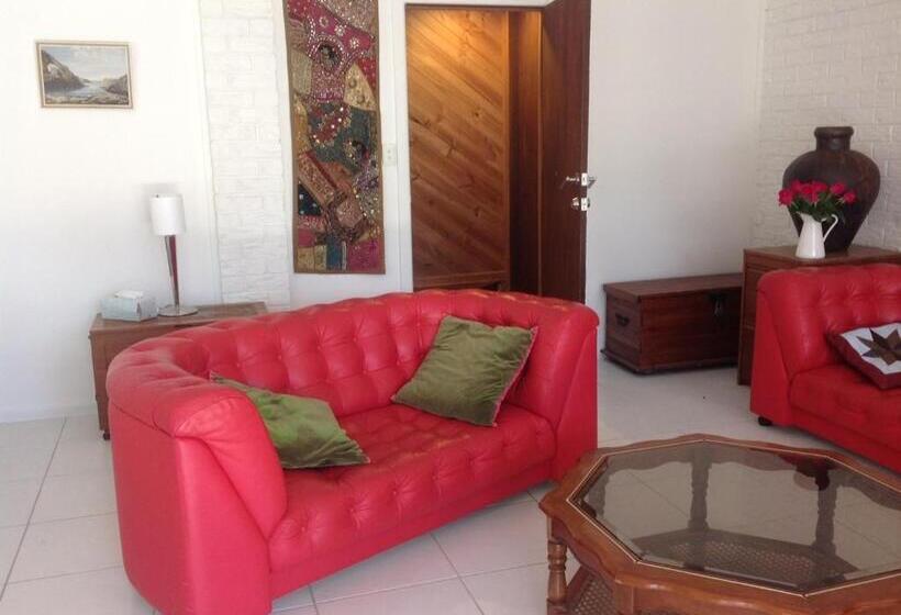 Eumundi Guesthouse And B&b