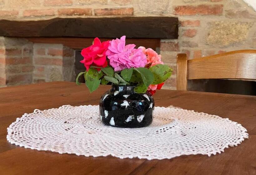 酒店 Agriturismo Podere Chiassaie