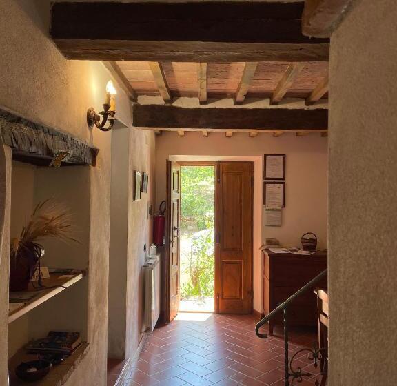 酒店 Agriturismo Podere Chiassaie