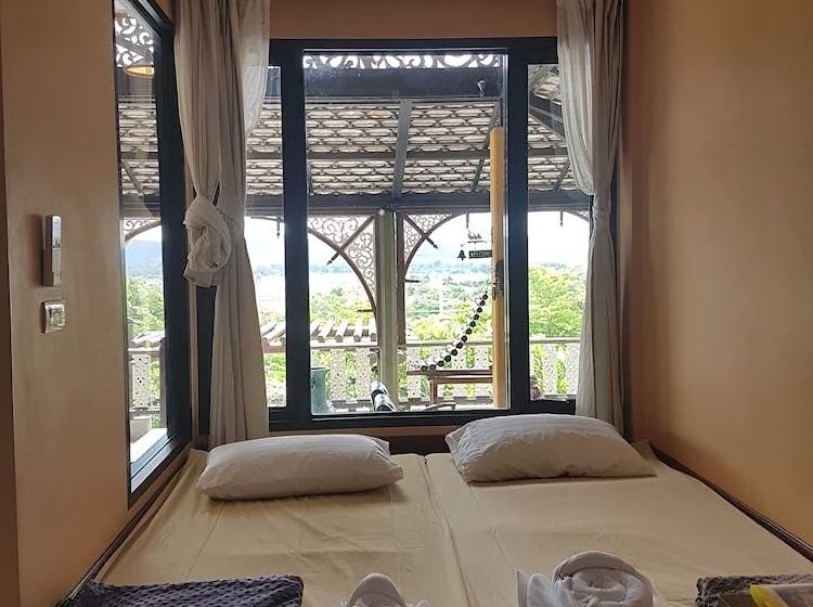 Отель Kongkarn Bed & Farm Stay