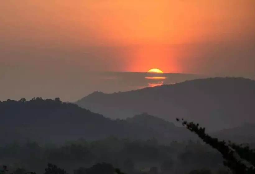 Hotelli Kongkarn Bed & Farm Stay