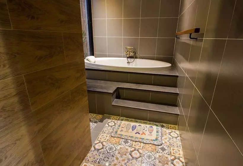 Hotelli Kongkarn Bed & Farm Stay