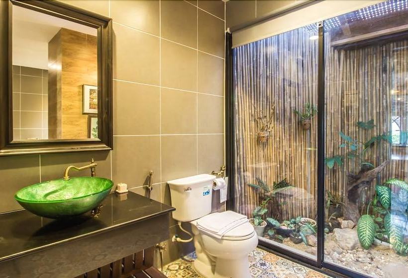 Отель Kongkarn Bed & Farm Stay