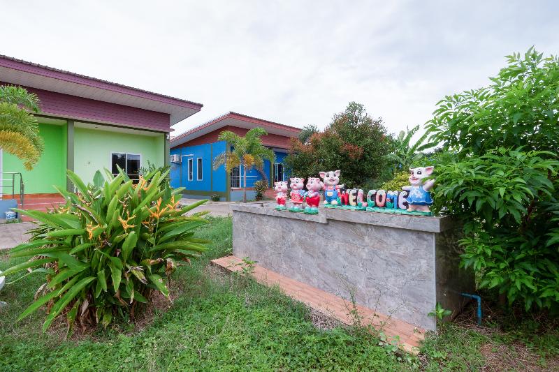 בית מלון כפרי Oyo 1044 Vassana Resort