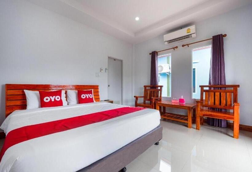 בית מלון כפרי Oyo 1044 Vassana Resort