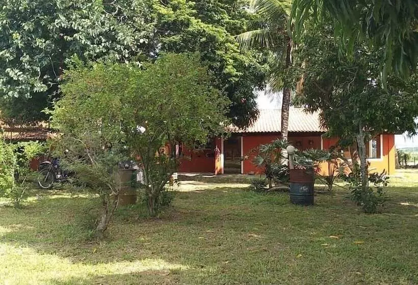 ホテル Pousada E Camping Casa Laranja
