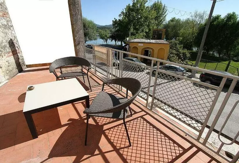 Majatalo Bedrooms Ninfa Del Lago