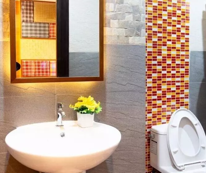 Majatalo Lilliput Riverside Bangkachao