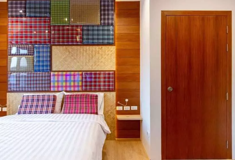 Majatalo Lilliput Riverside Bangkachao